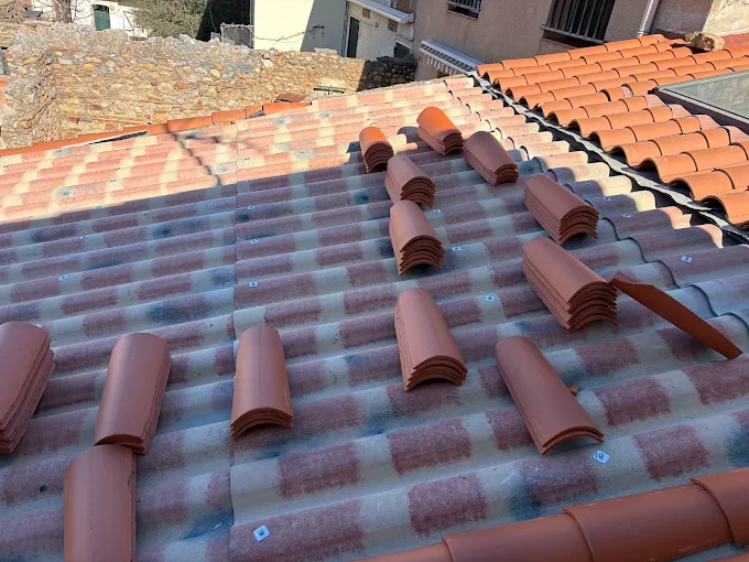 Travaux de charpente · Bompas