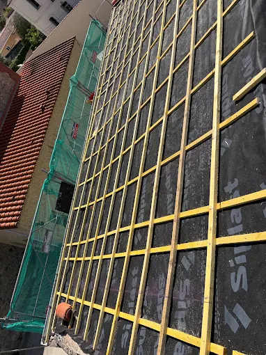 Travaux de charpente · Saint-Estève
