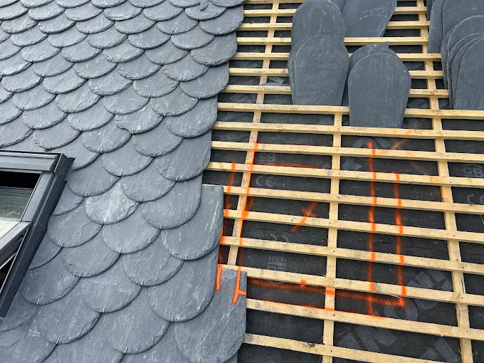 Travaux de couverture · Carcassonne