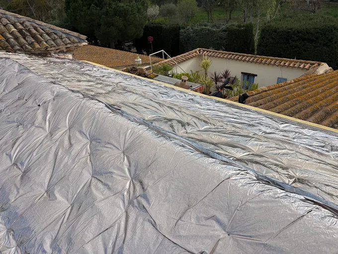 Travaux de couverture · Cabestany