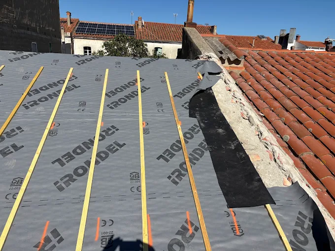 Travaux de couverture · Foix