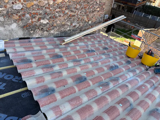 Travaux de couverture · Toulouges